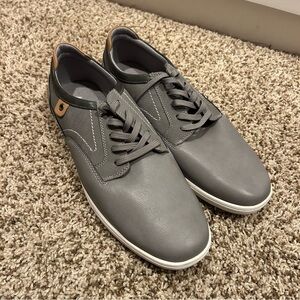 Aldo Men’s Gray Lace Up Casual Sneakers Size 10 New Without Tags